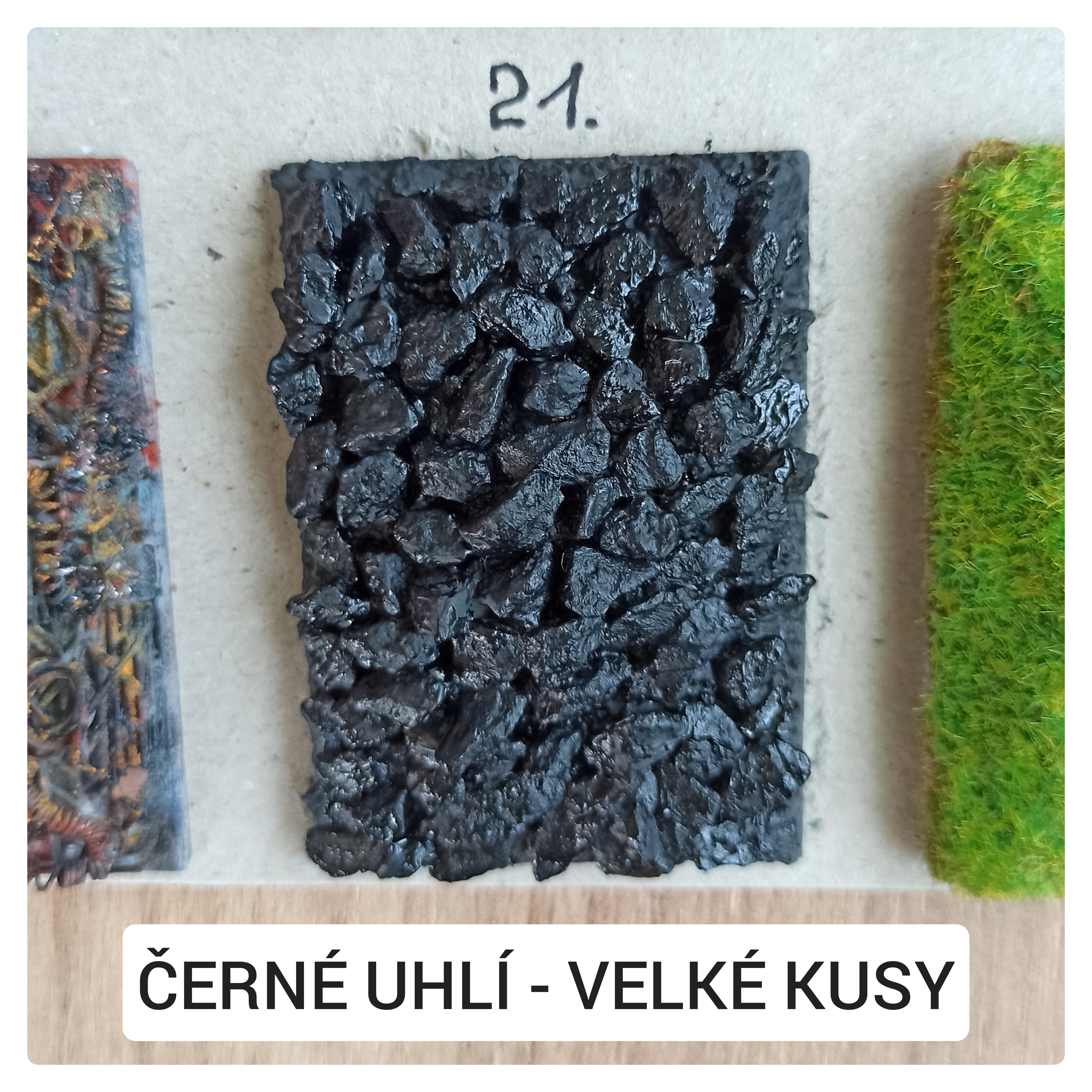 Náklad černé uhlí velké kusy 1:43
