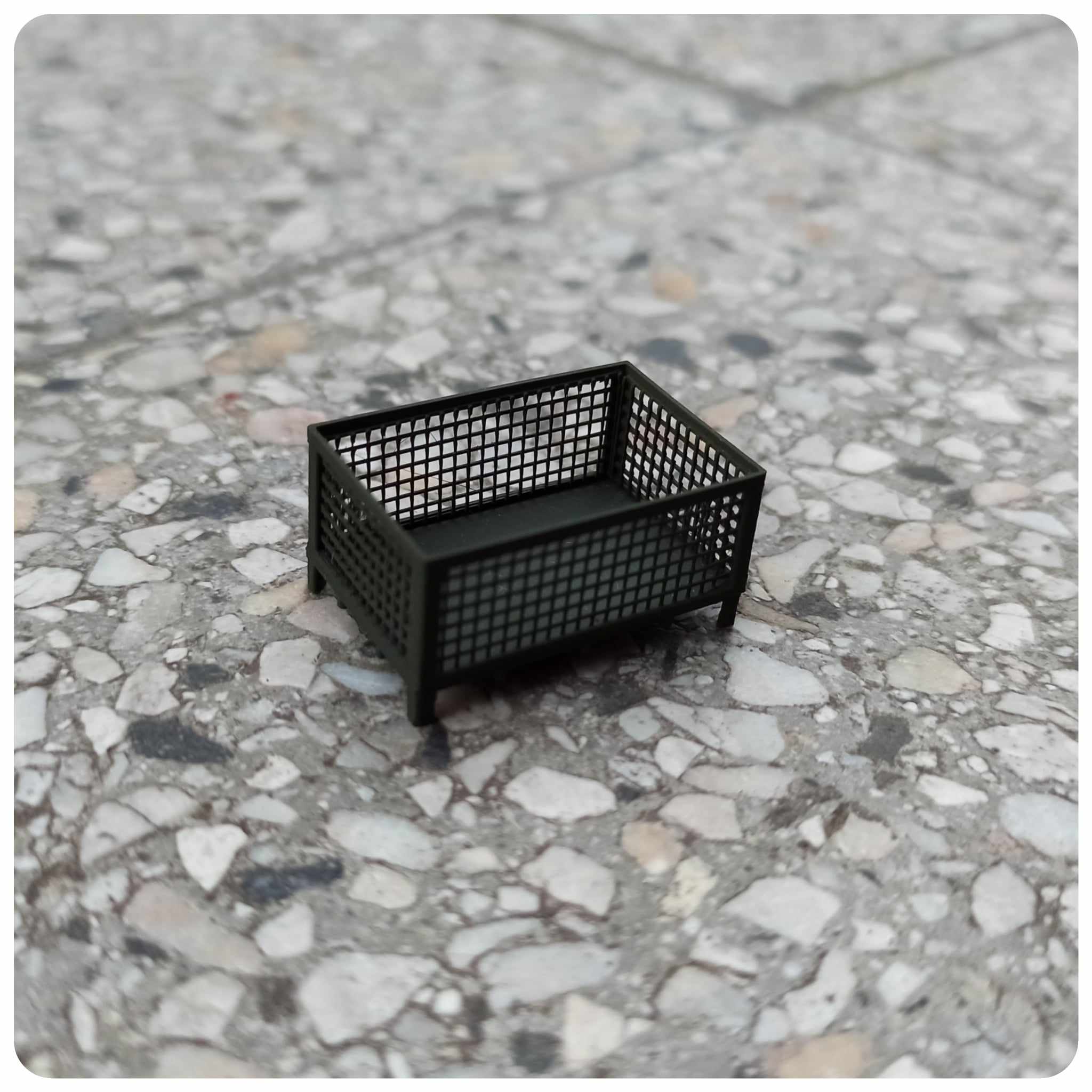 Ohradová paleta 1:43