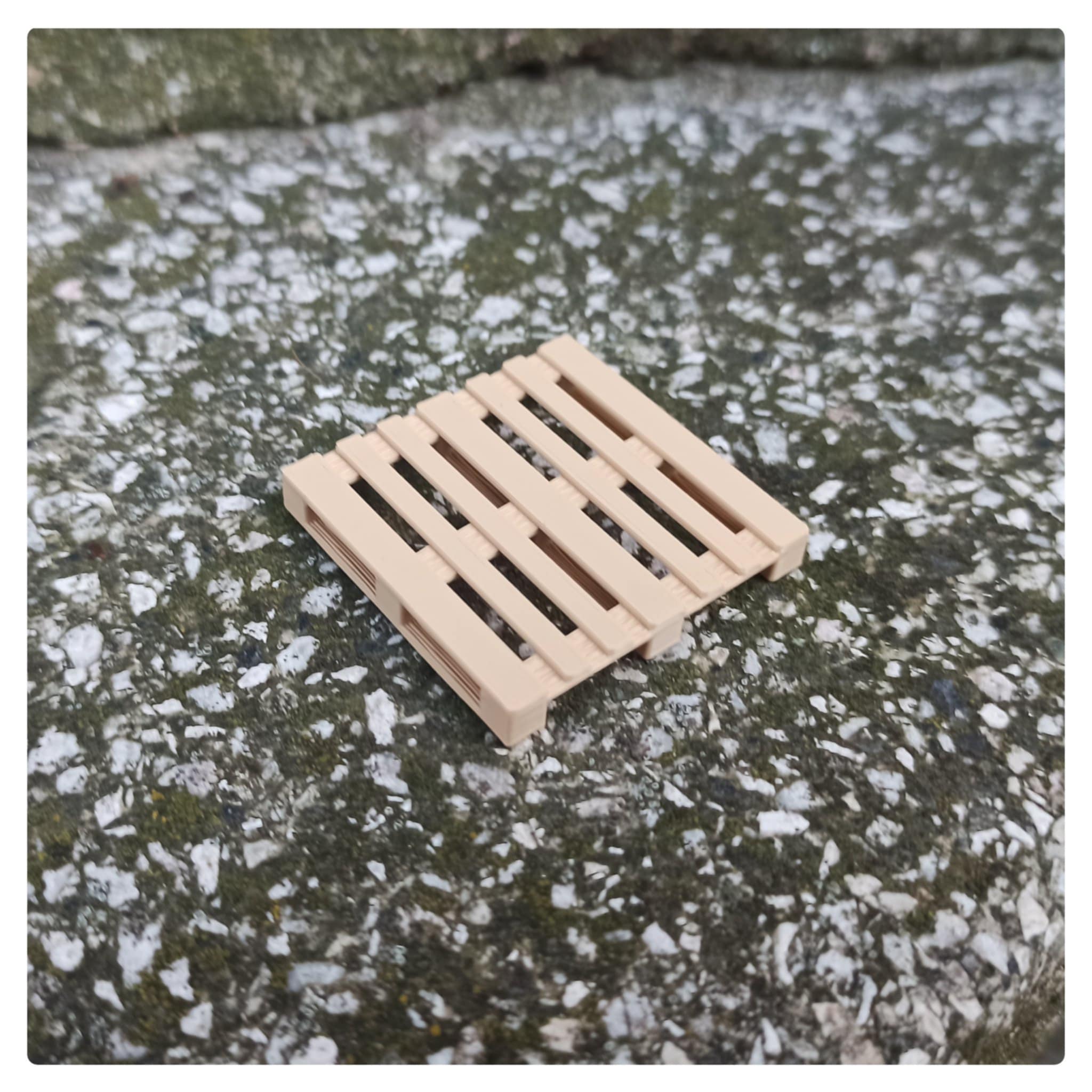Paleta 1:32