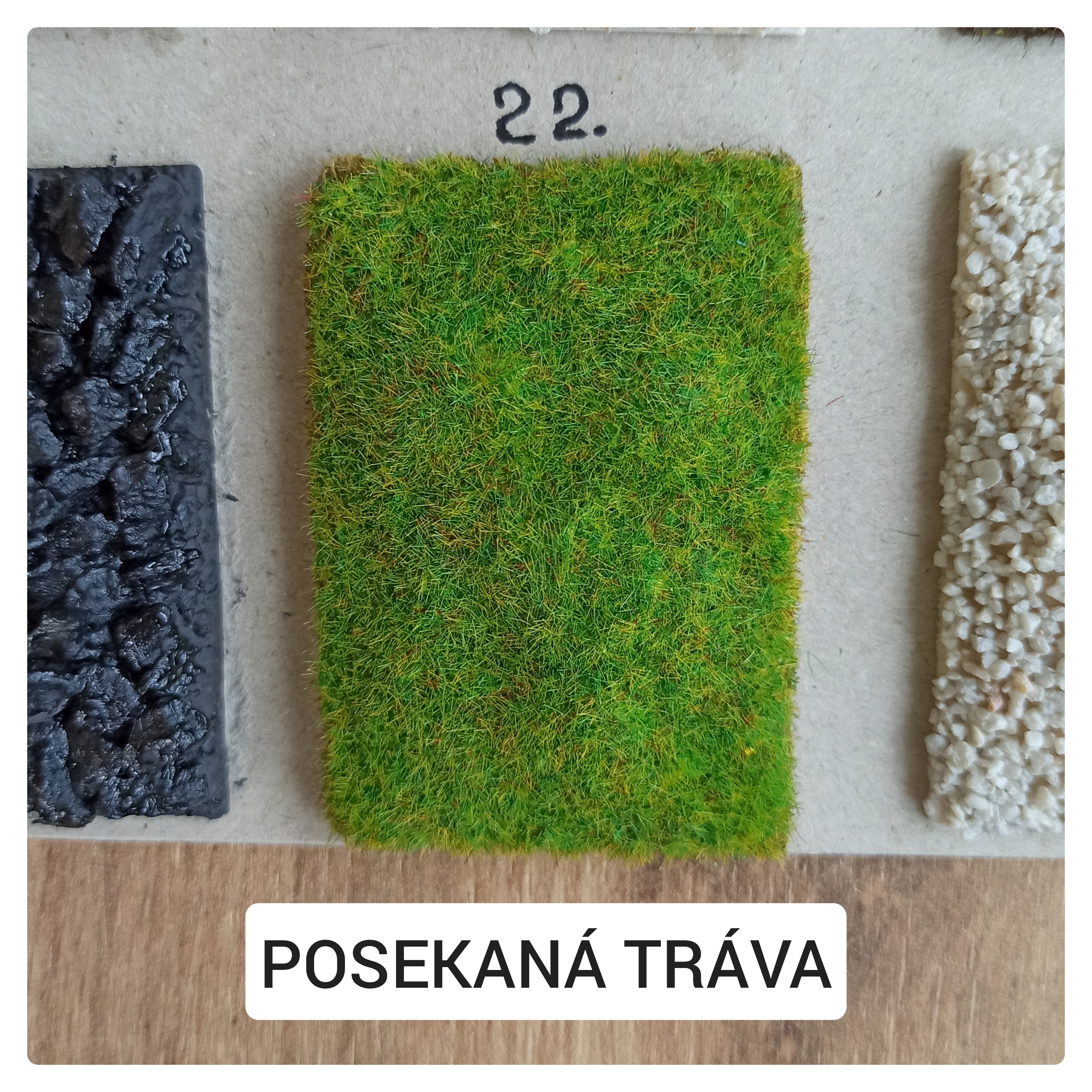 Náklad posekaná tráva 1:43